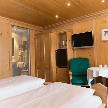 Haus Angela Guest house 3*