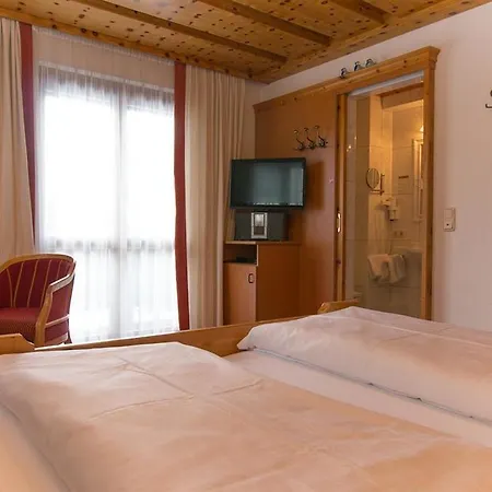 Haus Angela Guest house 3*