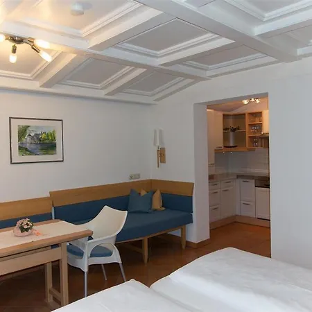 Haus Angela بيت ضيافة سانكت جاكوب ان ديفر